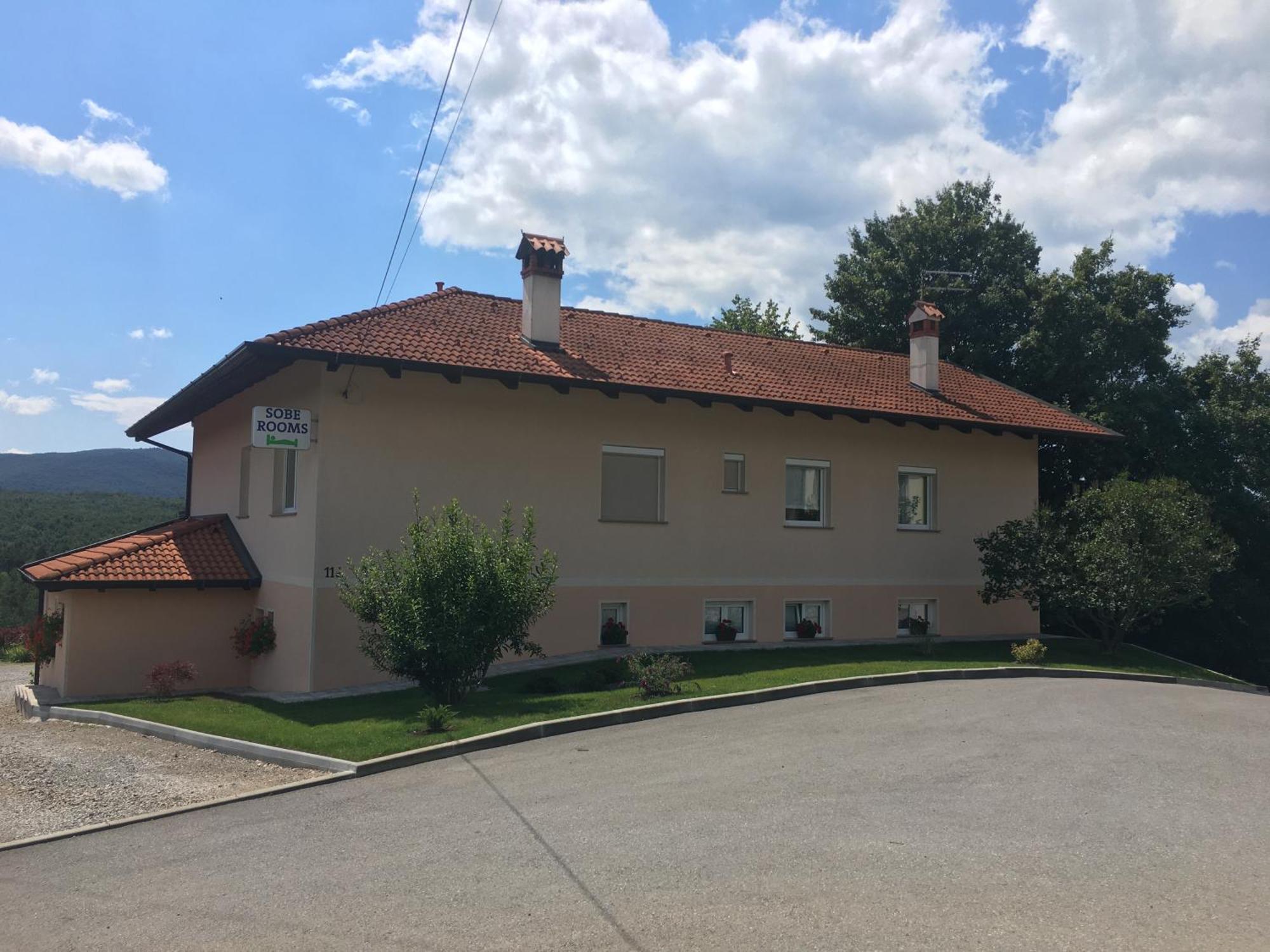 Rooms Sajina Podgrad  Екстериор снимка